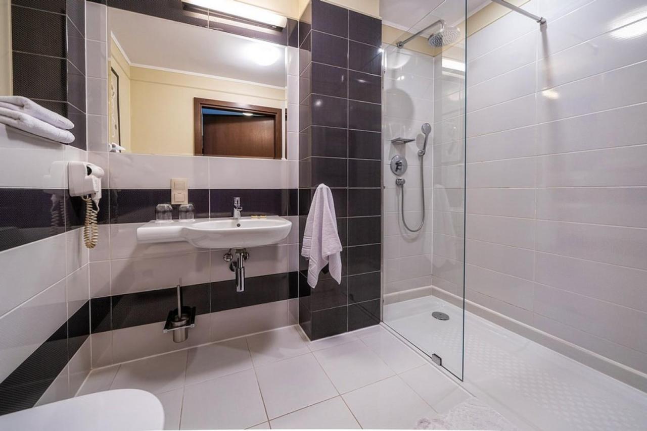 Korona Hotel Ostroleka  Εξωτερικό φωτογραφία